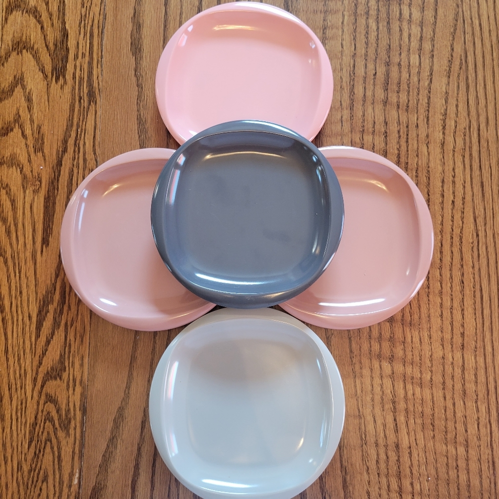 Vintage Boontonware Melmac Saucers ~ 5 MCM Appetizer Plates ~ Boontonware Belle - Picture 4 of 16